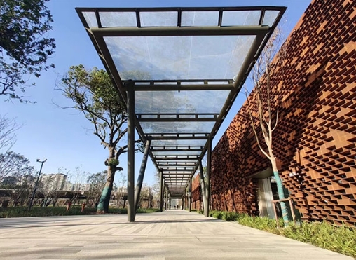 出入口膜結構：打造未來空間的綠色門戶