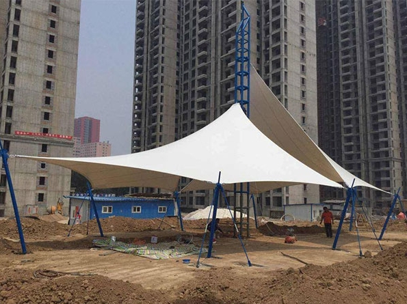 什么是PTFE休閑張拉膜？它為何在建筑設(shè)計(jì)中如此受歡迎？